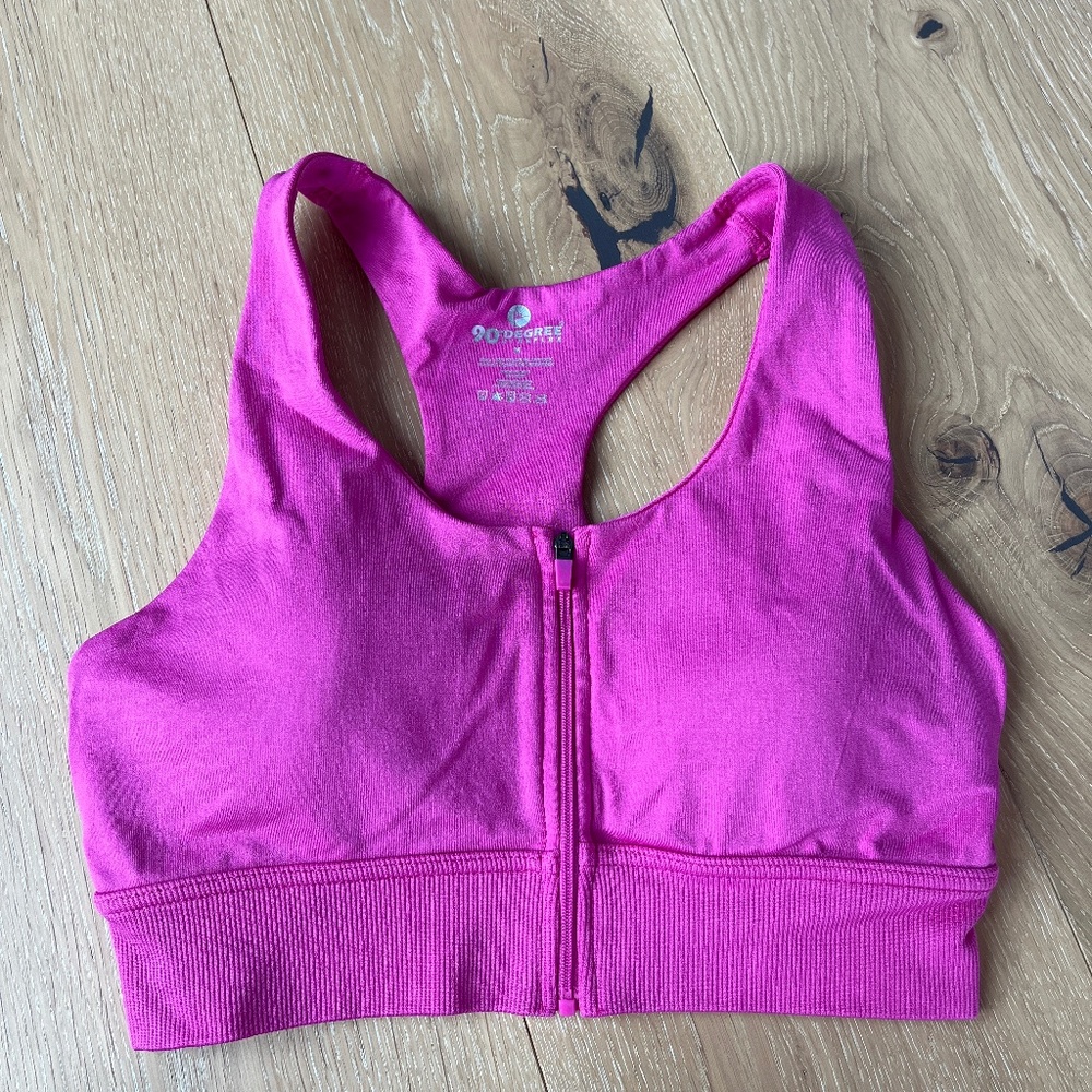 BRAND NEW 90 degree Zip Up sports bra